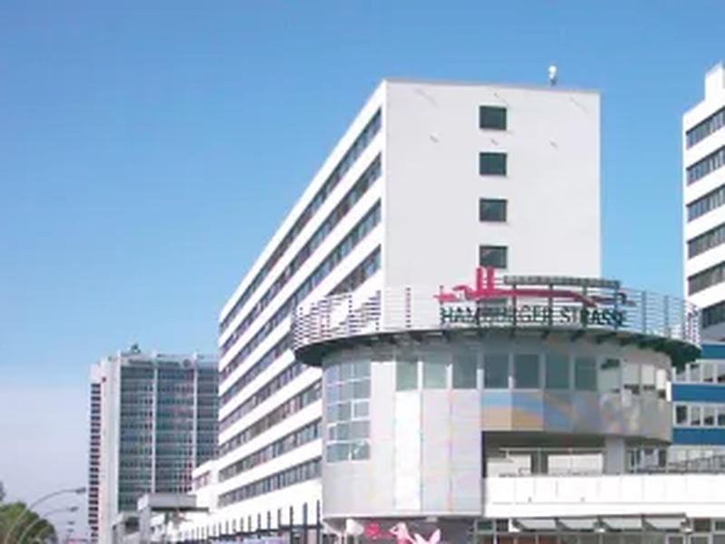 Foto eines Behördengebäudes